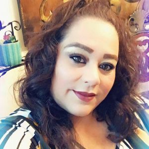 Meet your Posher, Liz vanessa